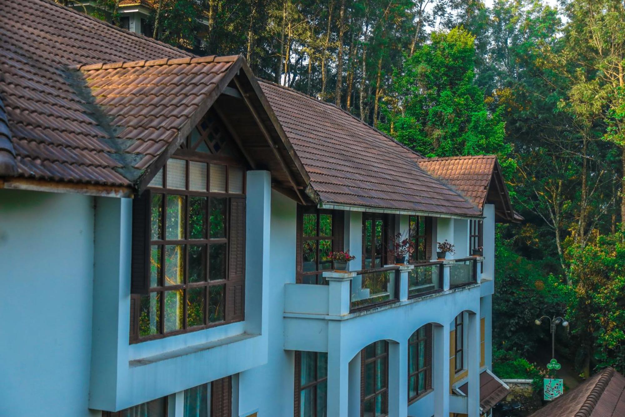 Southern Panorama Indriya Resorts & Spa 무나르 외부 사진
